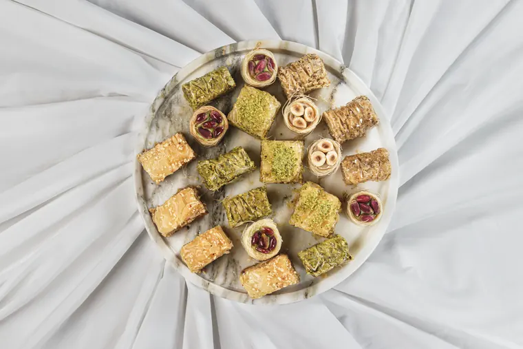 Nabliya — Food & pastry photo shoot